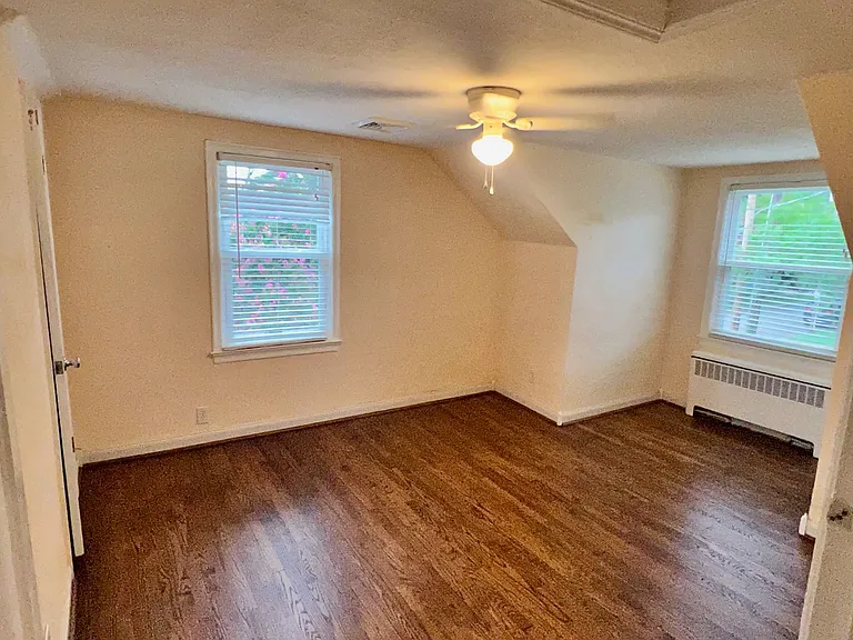 4615 Colonial Ave — Photo 6
