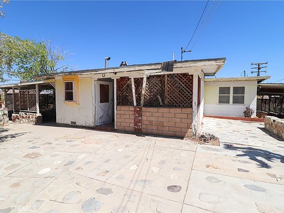 3rd image of 7594 Fairlane Rd