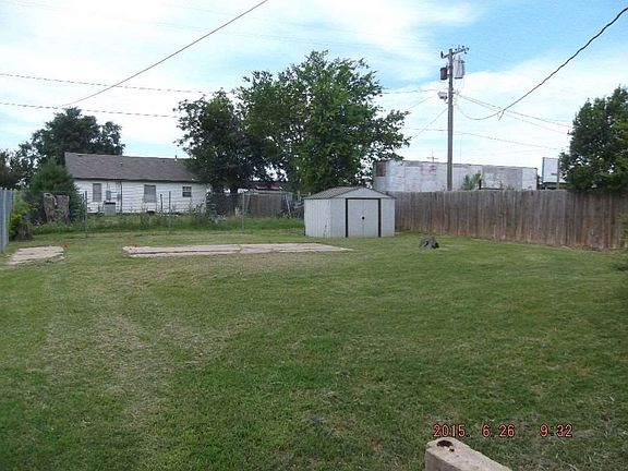 2nd image of 2010 NW Andrews Ave