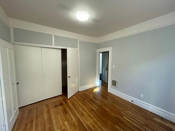 3rd image of 1575 Pine St #5