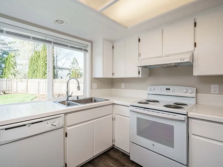 12410 NE 101st St — Photo 9