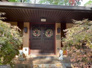 306 Chip Rd, Stone Mountain, GA 30087