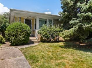 8326 Kedvale Ave, Skokie, IL 60076