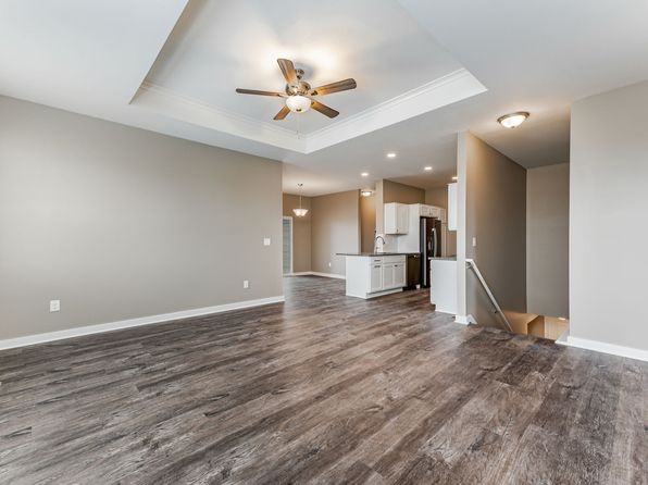 1424 W Millstone Ct, Andover, KS 67002