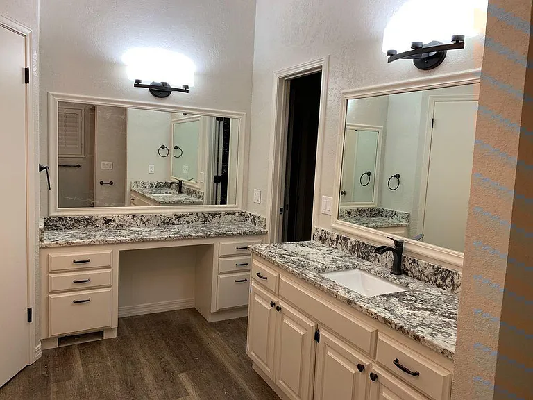 156 E Parkland Dr — Photo 16
