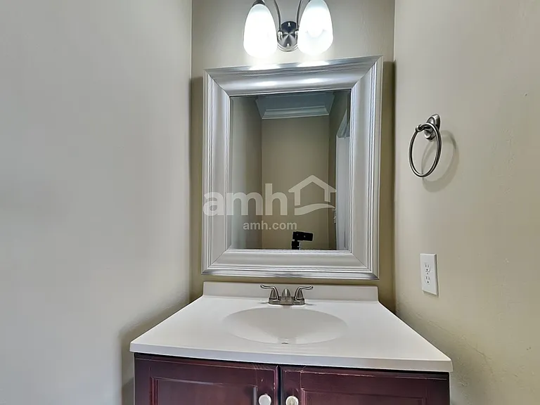 8317 Mecklenburg Ct — Photo 8