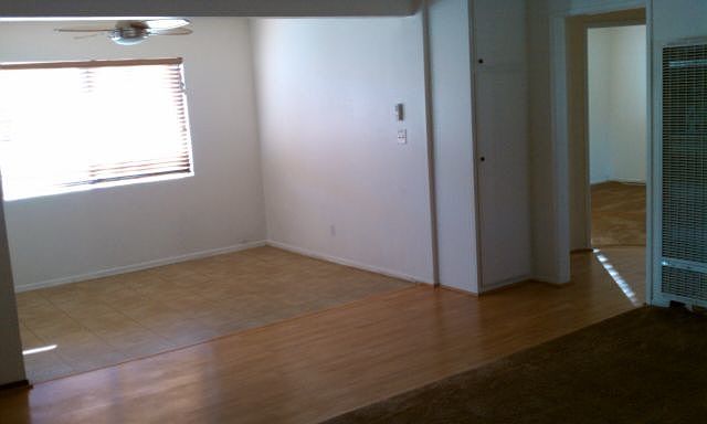 1st image of 553 Hyde Park Pl APT 3