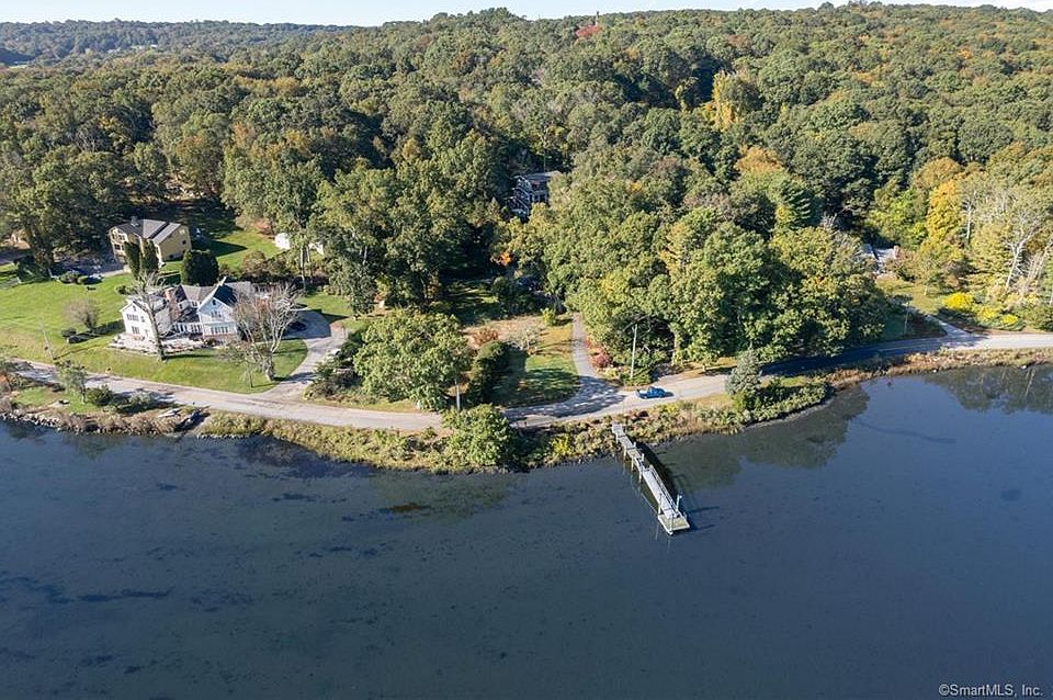 1st image of 767 River Rd