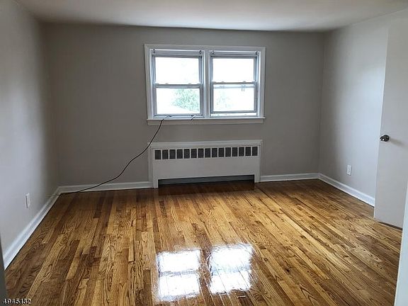 3rd image of 71 Cedar Hill Ave #2