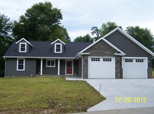 800 SW 6th St, Washington, IN 47501