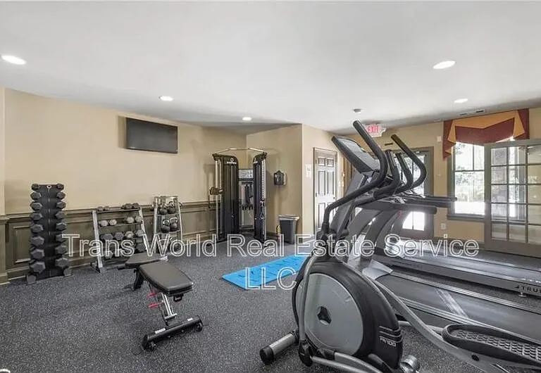4648 Pine St SE — Photo 50