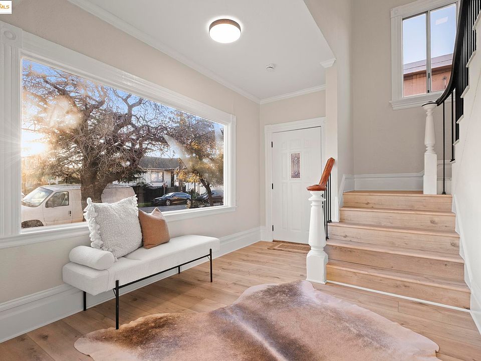 1st image of 2050 E 30th St