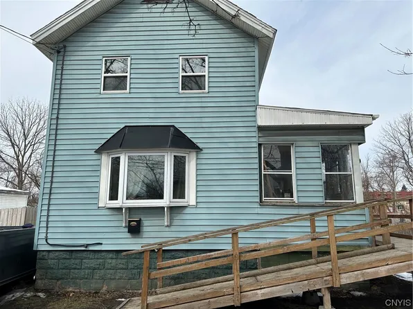 564 Lenox Ave, Oneida, NY 13421