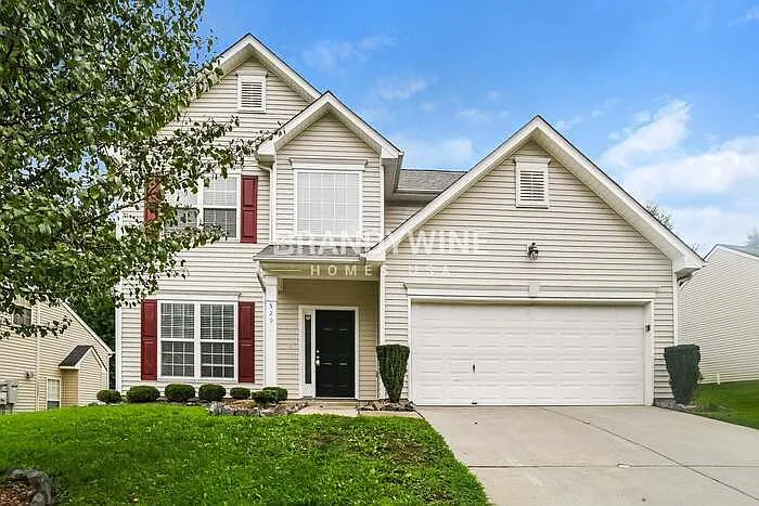 4 bed, 2.5 bath, 2196 sqft, $2,525 — Photo 2
