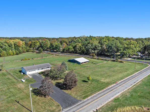 2300 E Hickory Rd, Battle Creek, MI 49017