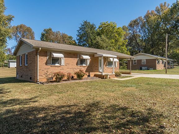 2nd image of 249 Branchwood Cir