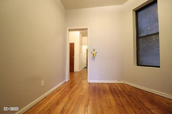 Rented by Citi Habitats | media 31