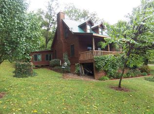 190 Grannys Knob Rd, Franklin, NC 28734