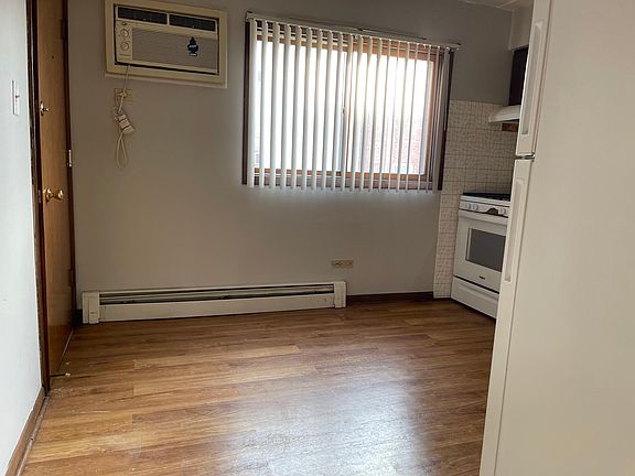 4th image of 13050 Wood St #1B