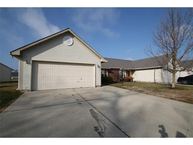 316 Woodberry Dr photo 1