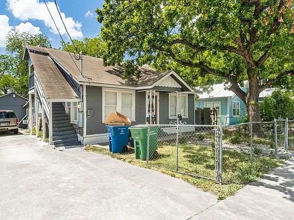 2nd image of 434 Buckingham Ave #4