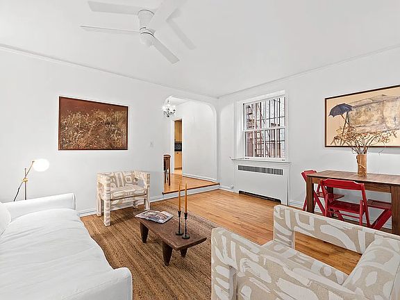 3rd image of 2 Grove St APT 1A