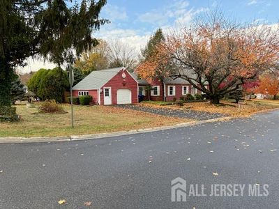 2 Louise Dr, Milltown, NJ, 08850