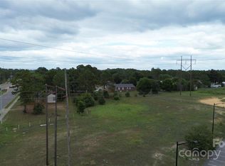 2715 Legion Rd, Fayetteville, NC 28306