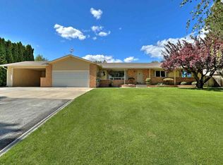 6306 S Cerda Rd SE, Kennewick, WA 99338