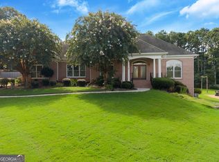 2920 Chardonnay Ln, Cumming, GA 30041