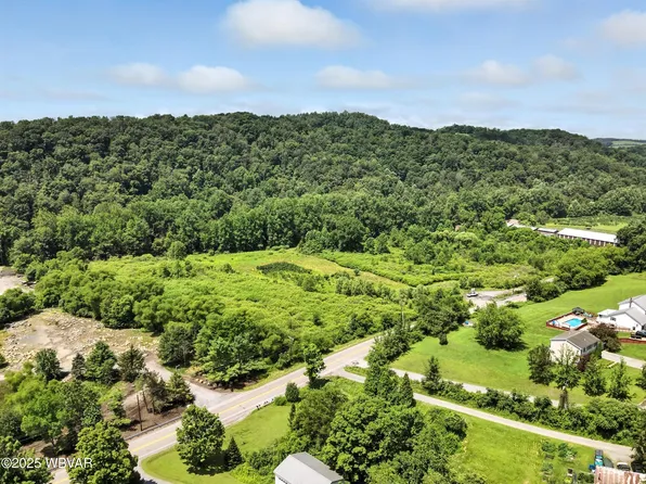 220 Warrensville Rd, Montoursville, PA 17754