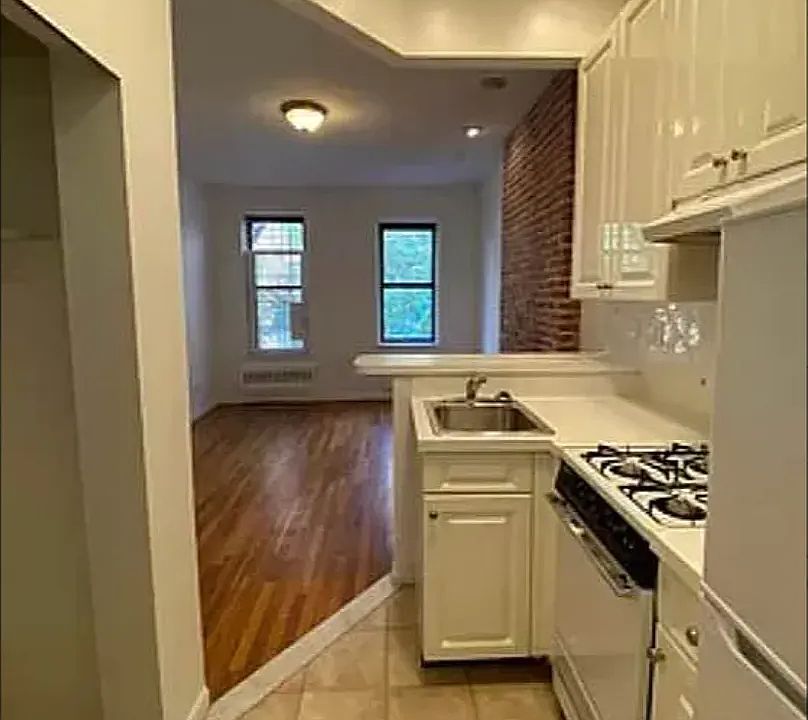 1st image of 534 E 83rd St APT 1B