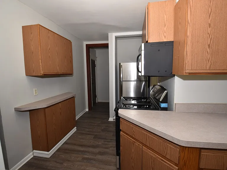 508 S Saint Joseph St — Photo 6
