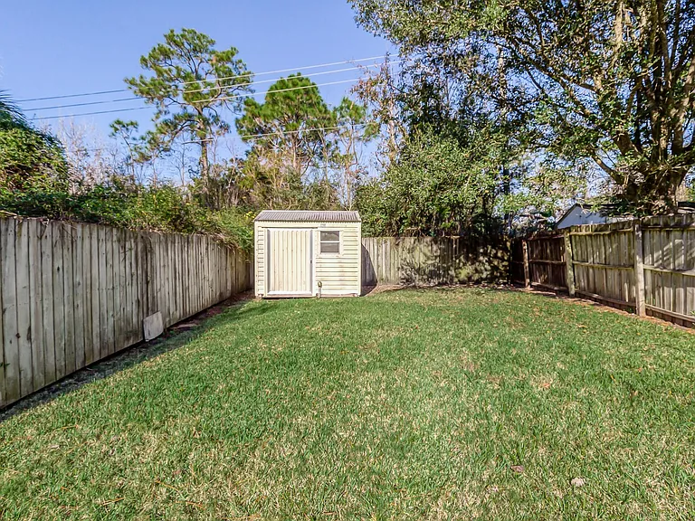 132 Marsh Island Cir — Photo 43