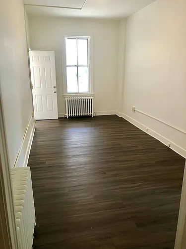 14 Clarke St #3 Photo 1