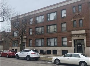 115 E 56th St APT 2, Chicago, IL 60637