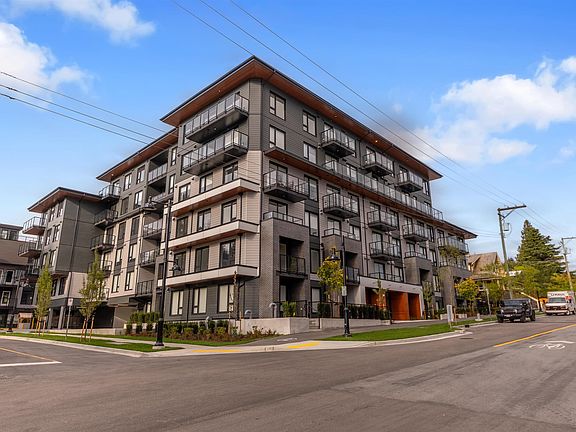 2nd image of 601 Rochester Ave #602