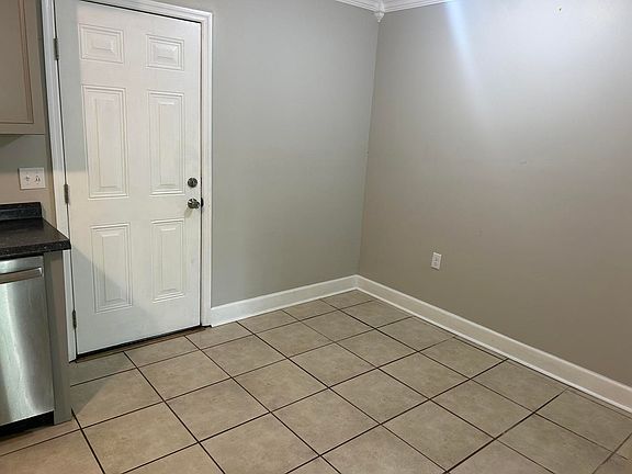 5th image of 3955 Teakwood Dr #A