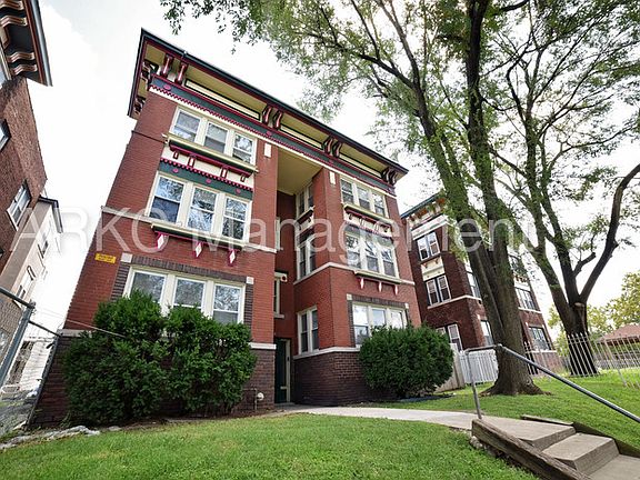 3rd image of 4025 Harrison St