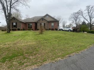 9 W Chateau Estate Dr, Greenbrier, AR 72058