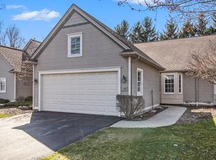 234 Pierce Lake Dr, Chelsea, MI 48118
