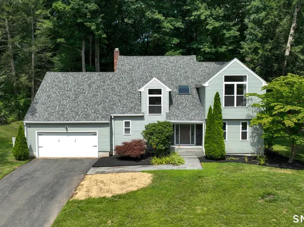 22 Canterbury Lane, Farmington, CT 06085