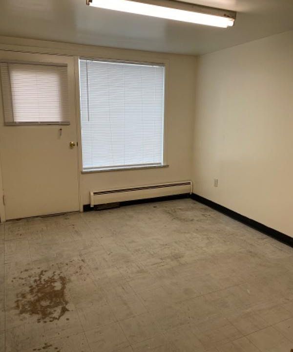 2nd image of 429 W Main St