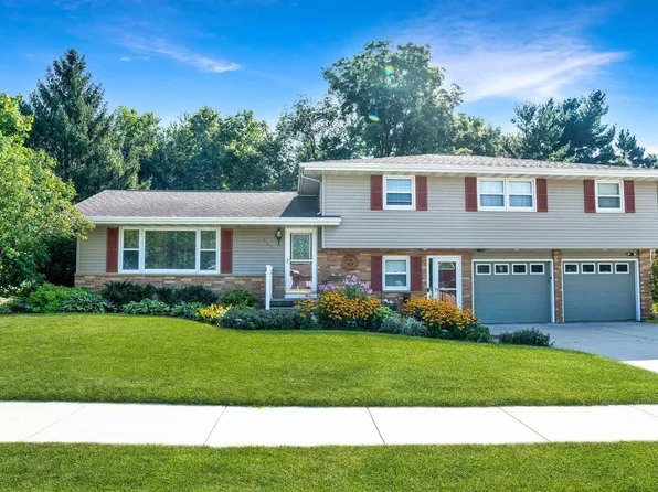 503 Birkinbine Drive, Sun Prairie, WI 53590