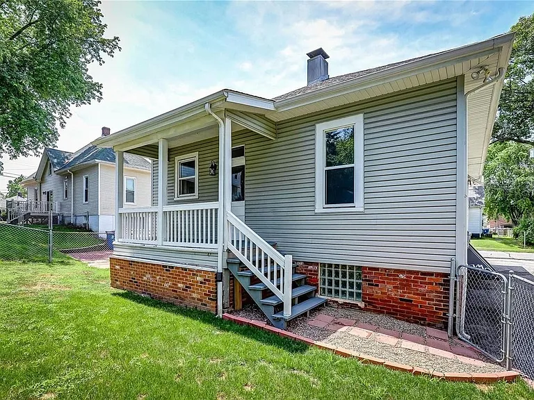 412 N Aurora St — Photo 38