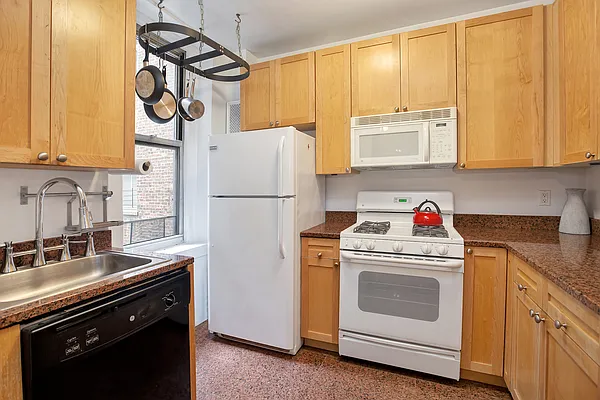 Sold by Corcoran | media 5