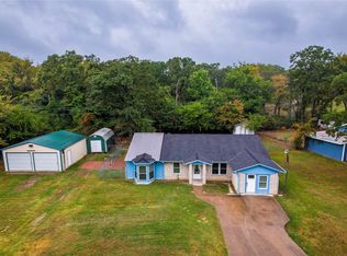 130 Cottonwood Trl, Gun Barrel City, TX 75156