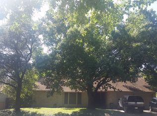 10600 Parkfield Dr, Austin, TX 78758