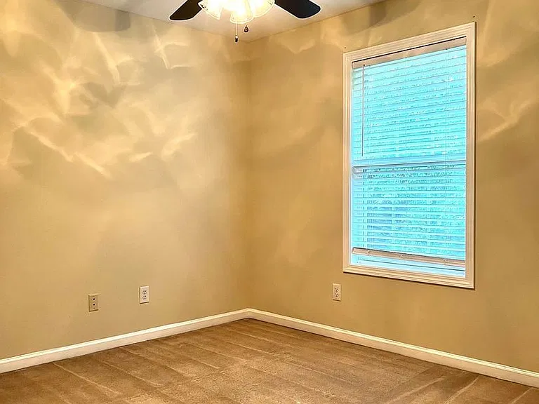 983 Yancey Ct — Photo 18