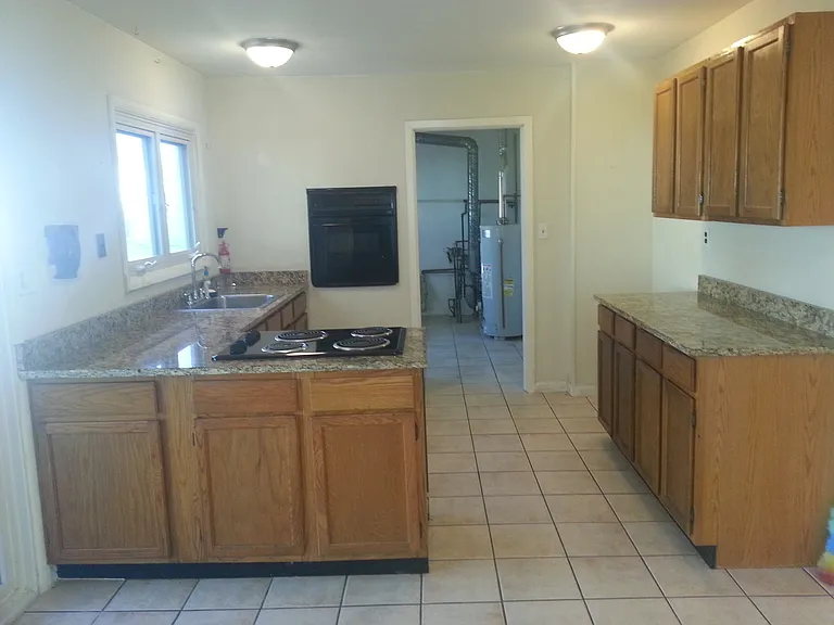 37 Pembrook Ln — Photo 3
